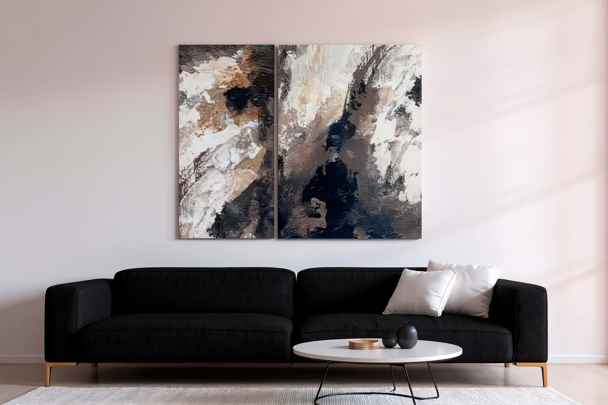 Cuadro abstracto moderno colgado en pared siguiendo la regla de los dos tercios